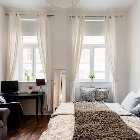 Luxurious And Spacious 5 Min Walk To City Center, 1-2 Wien Exterior foto