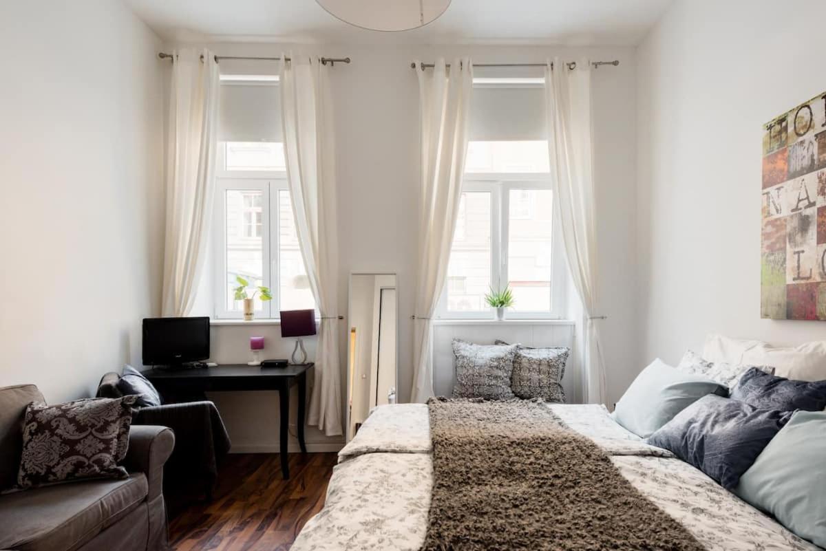 Luxurious And Spacious 5 Min Walk To City Center, 1-2 Wien Exterior foto