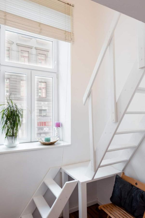 Luxurious And Spacious 5 Min Walk To City Center, 1-2 Wien Exterior foto